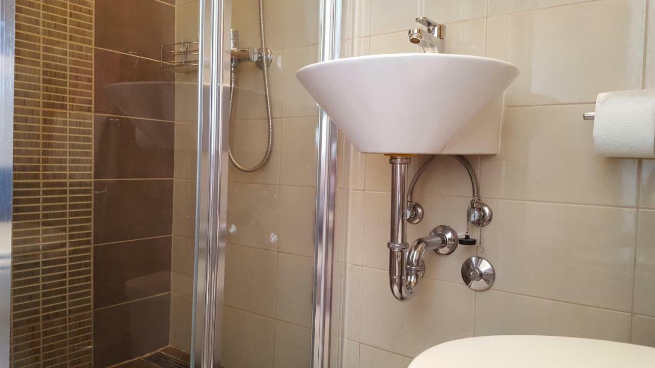 Apartments Kricin 1 Baška Kültér fotó